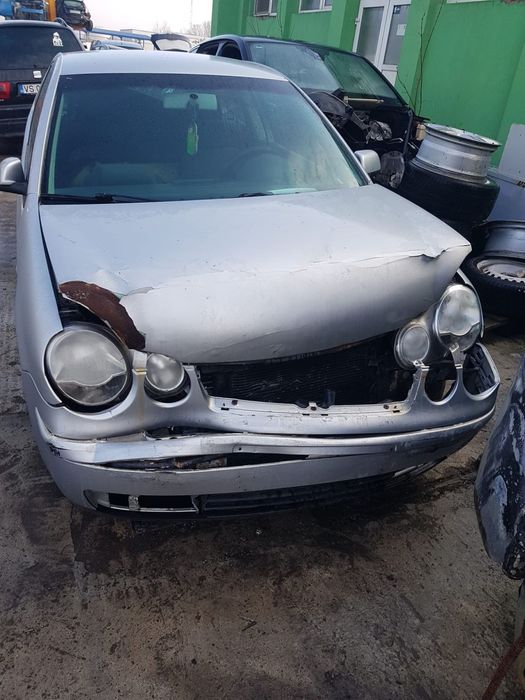 Dezmembrez Volkswagen VW Polo 4 9N [2001 - 2005] 1.2 benzina awy