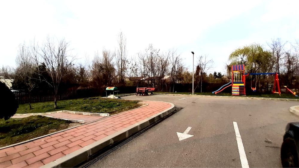 De  inchiriat Garsoniera  Cf 1 40 m la 800 m de centru Bloc 2011
