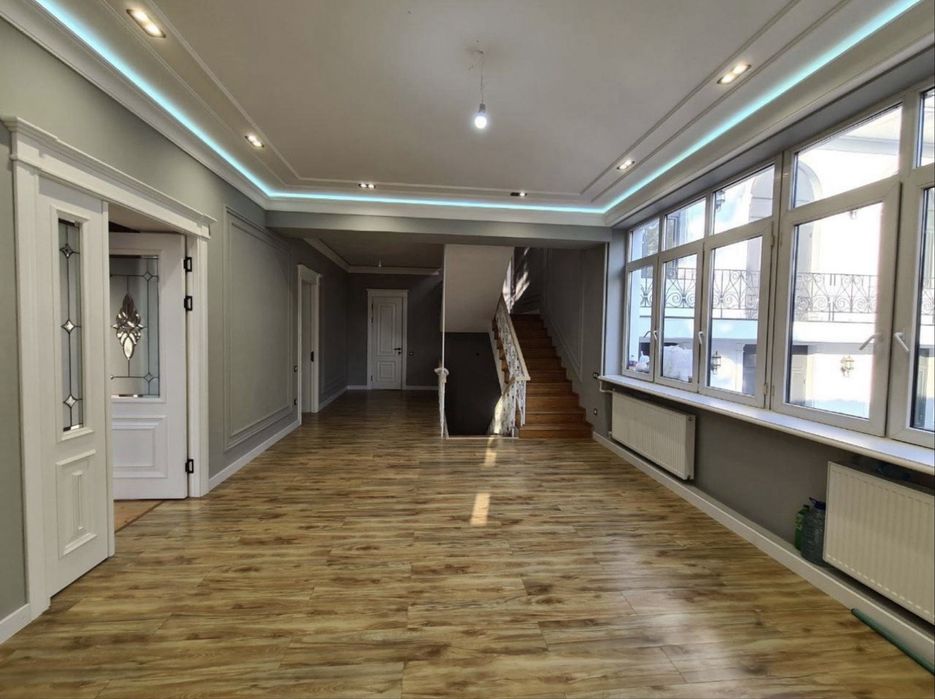 Продаётся Двух Этажный Дом.