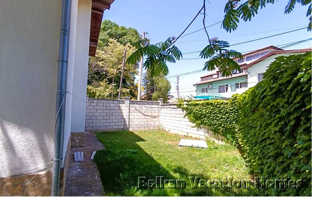 Продава се Къща в с. Аспарухово, Област Варна - 100 кв.м за 1250 €/кв.м - Снимка #17