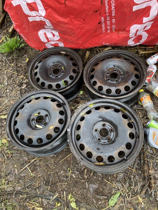 Vand schimb cu diverse jante tabla r16