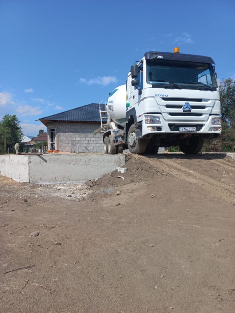 заливаем фундамент бетонные смеси всех марок апалубка