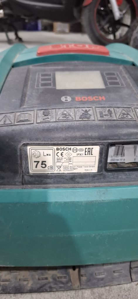 Косачка робот BOSCH