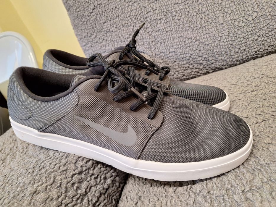 Nike 46 номер нови