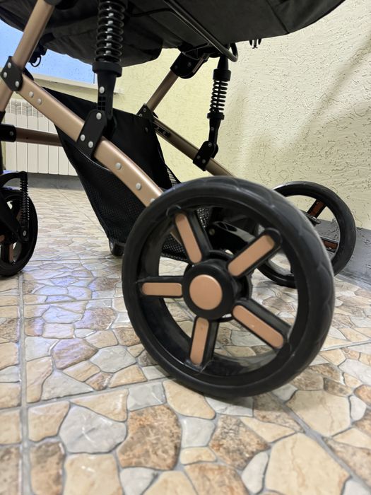 Продам коляска люльку в отличном состоянии