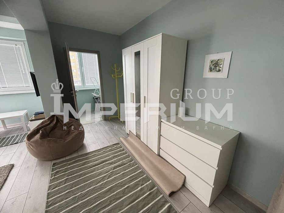 Дава се под наем Двустаен апартамент в Варна, ХЕИ - 55 кв.м за 357 € - Снимка #1