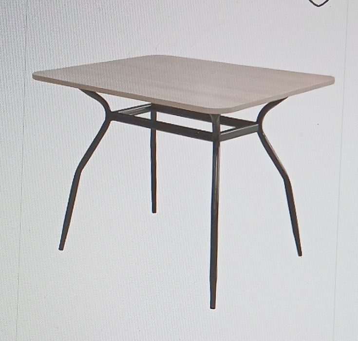 Стол обеденный  .