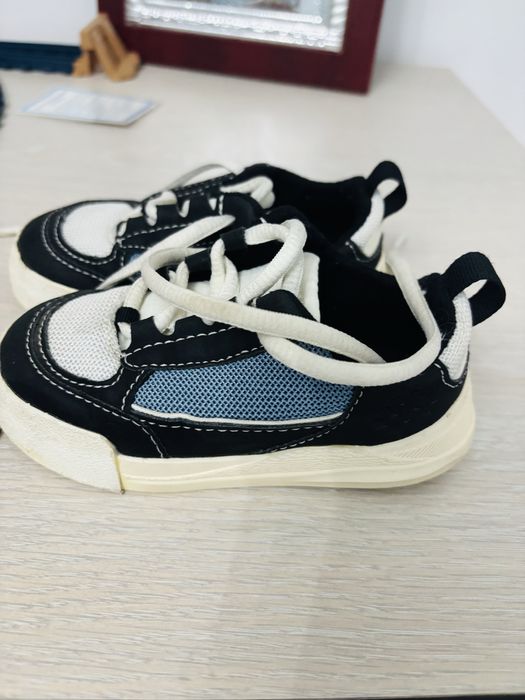 Pantofi sport Zara, marimea 22