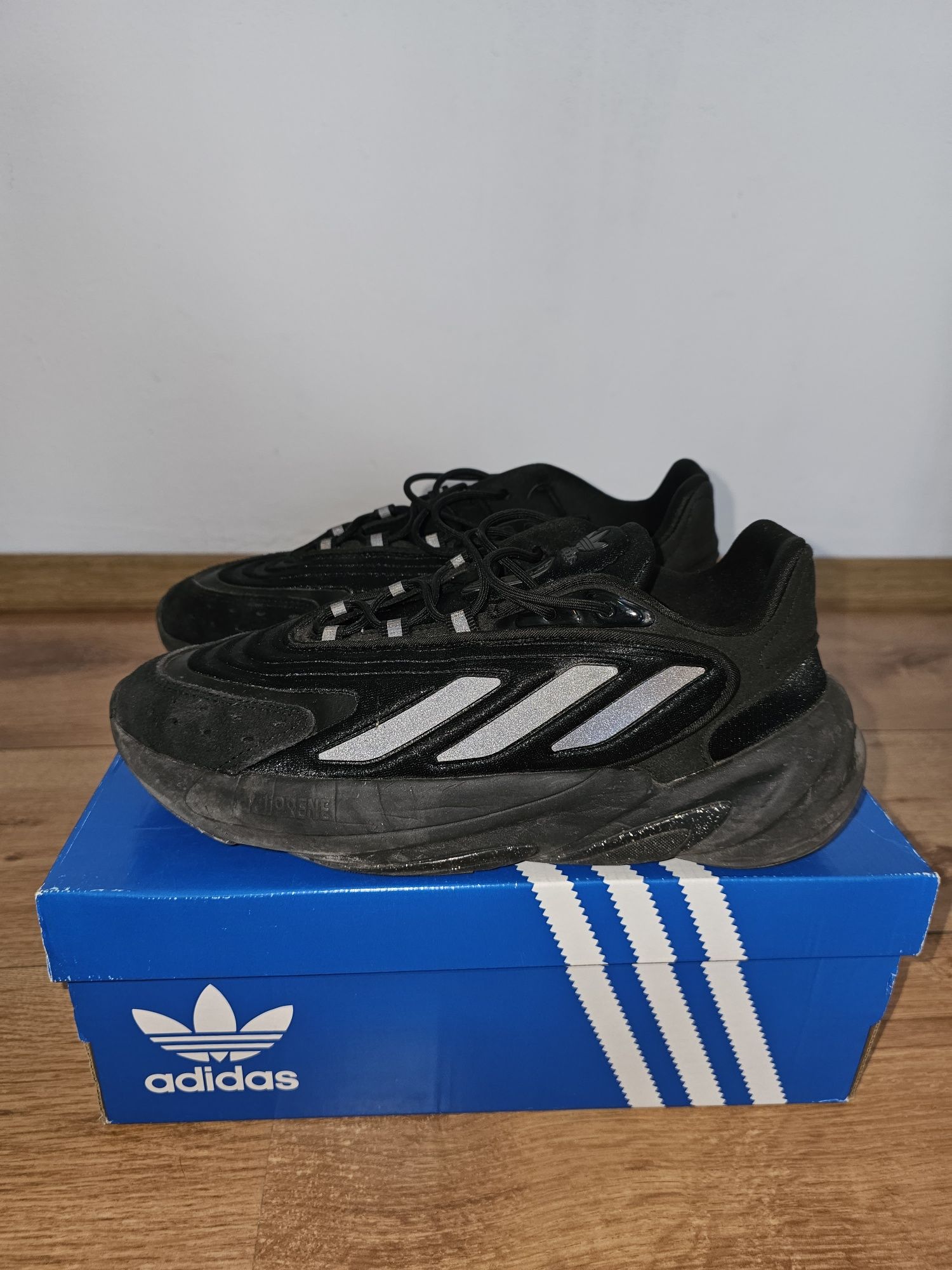 Adidas Originals Ozelia