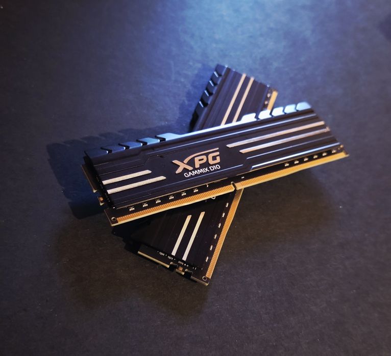 16GB RAM 3200MHz DDR4 XPG memorii