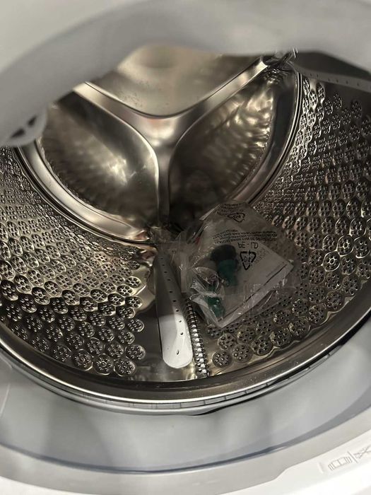 Masina de spalat rufe cu uscator AEG,9/6 KG,1600 RPM,Clasa C,L9WSF8069