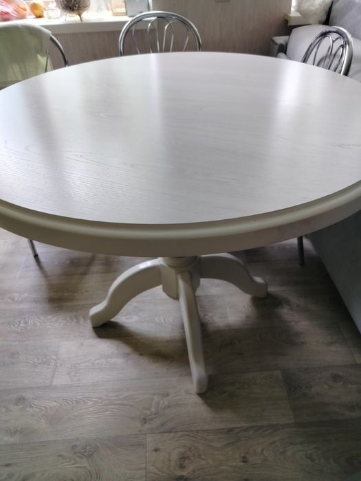 Кухонный стол ...