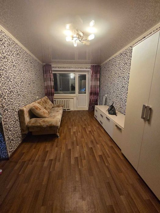 Продам 1 комнатную квартиру. Район Военного института.