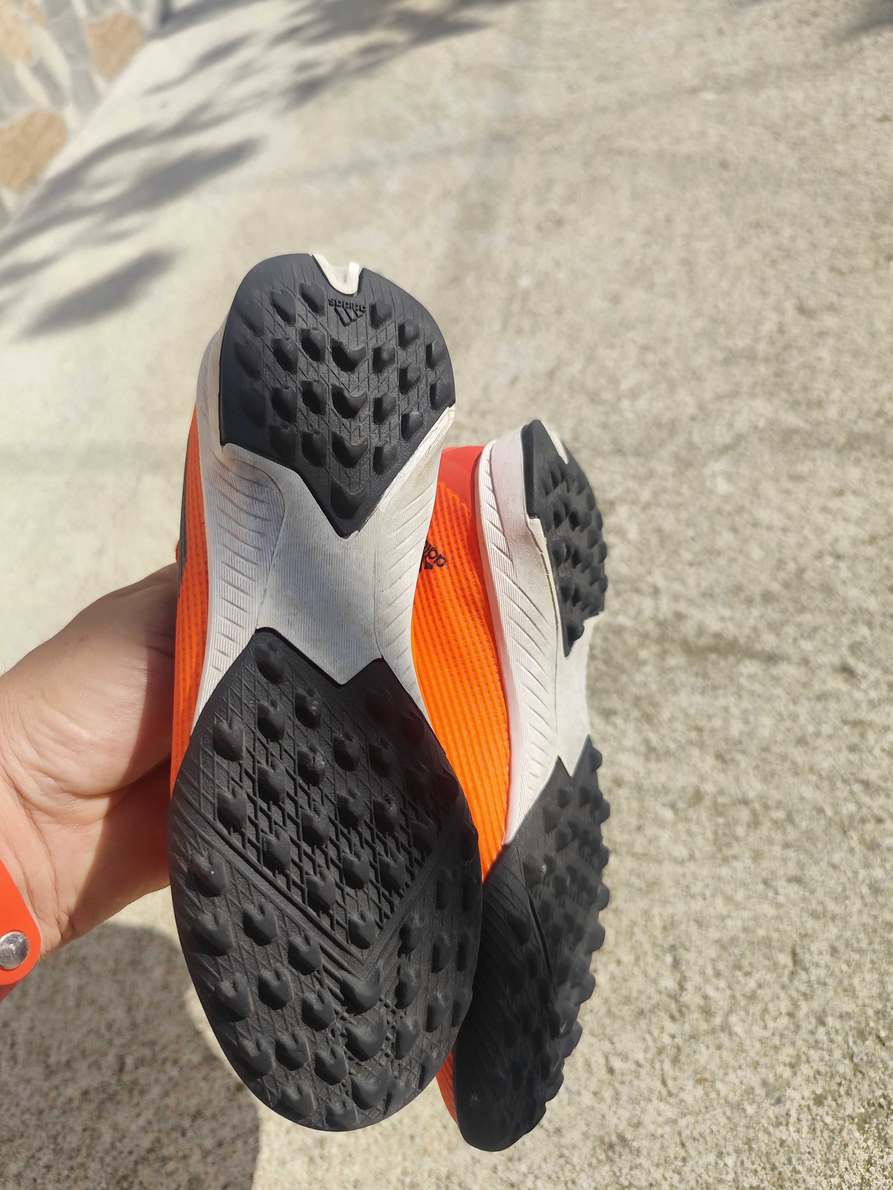Детски стоножки Adidas Speedflow 3 за футбол, 33 номер