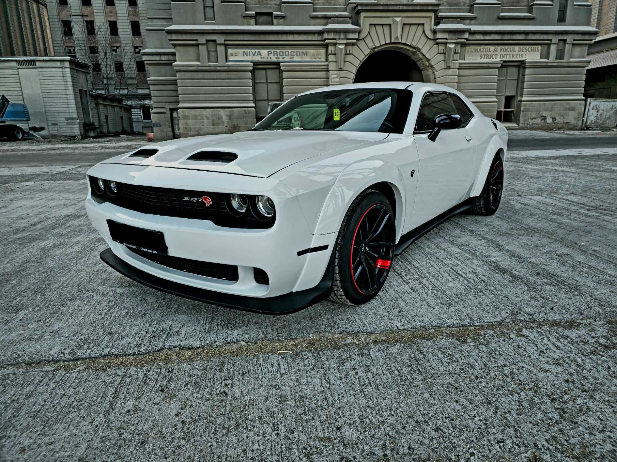 Dodge Challanger Pachet Wide Body SRT