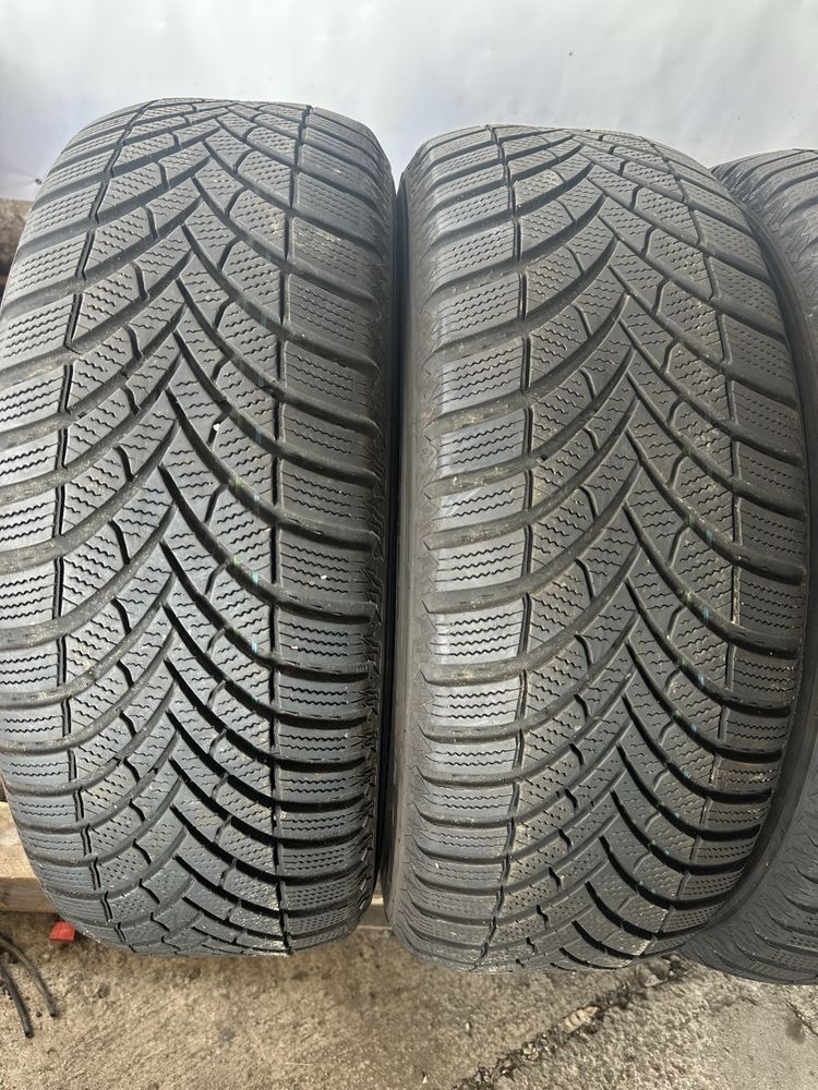 215/60/16 Semperit 4бр дот22