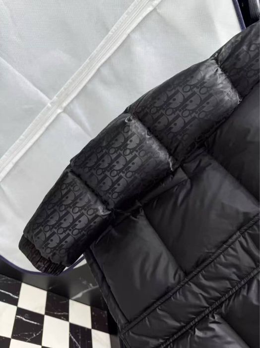 Мъжко яке Dior.