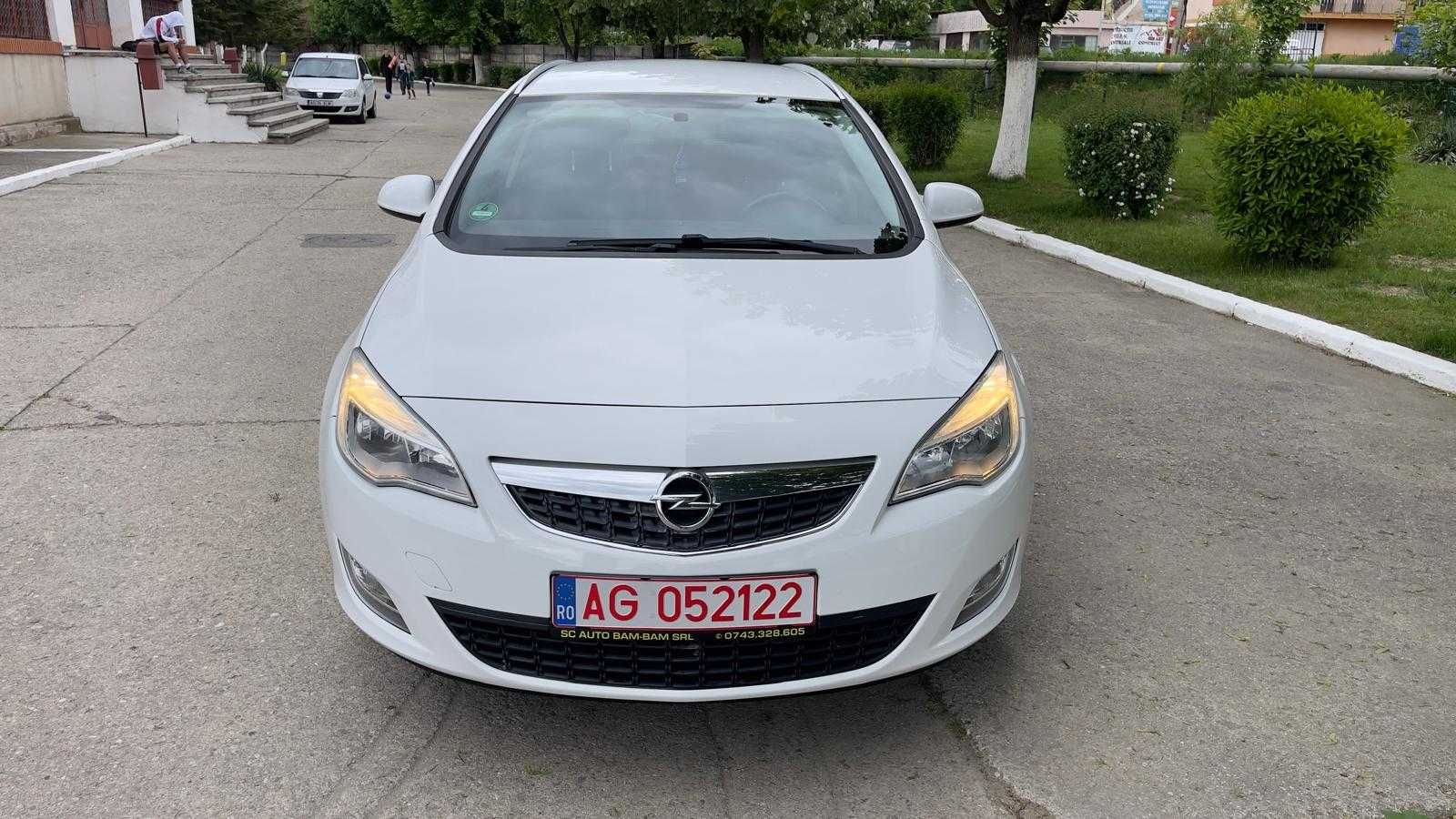 OPEL ASTRA J - Posibilitate Rate