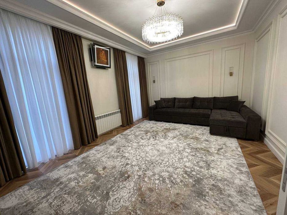 СРОЧНО Сдаётся кв ор-р ЖК Силк Роуд 3/1/10 ро-н Мирзо-Улугбекский 117*