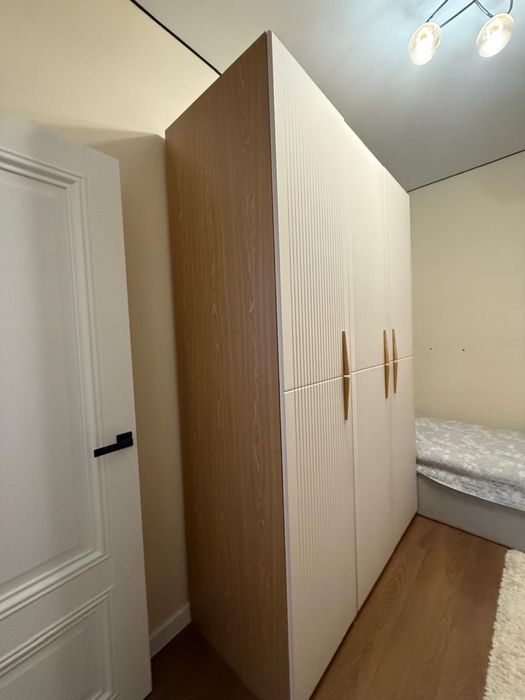 Продается шкаф для одежды