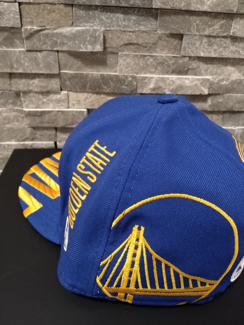 Sapca fitted 7 1/4 New Era Tip Off Series NBA Golden State Warriors