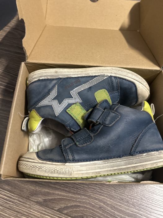 Ghete ddstep, din piele , marime 30