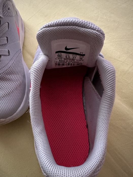 Маратонки nike