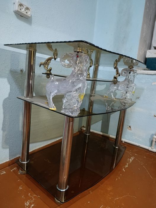 Комплект телевизор с подставкой