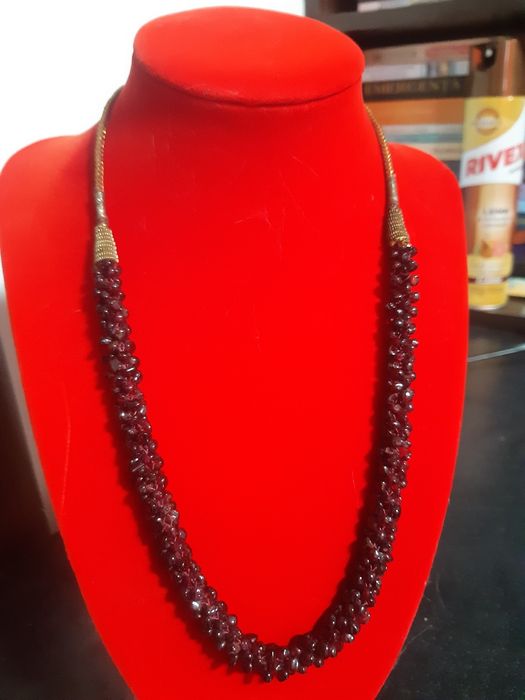 Colier granate  vintingi