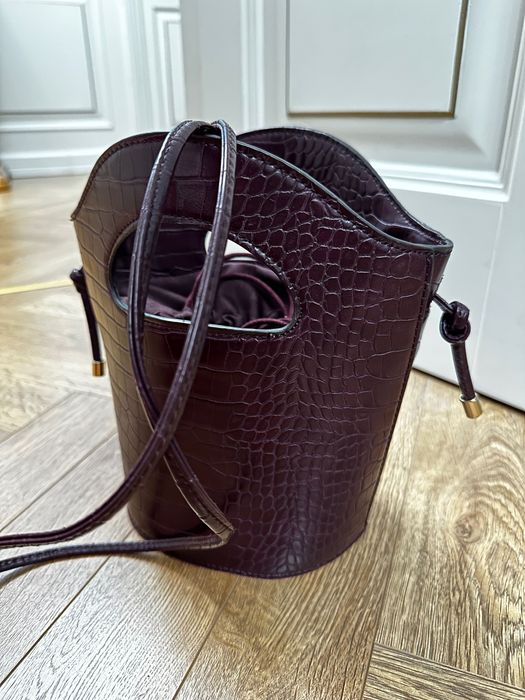 Сумка mango боченок в цвете бургунди