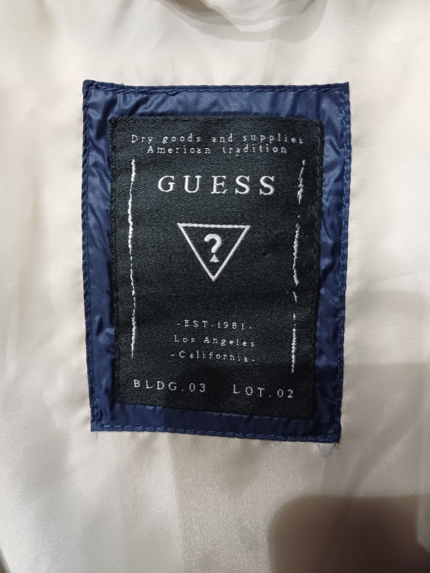 Есено- Зимно мъжко яке Guess