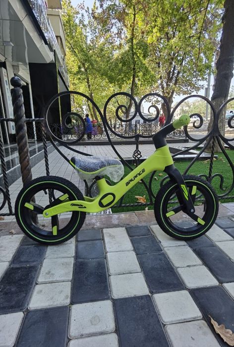 Детские беговелы 12 размер