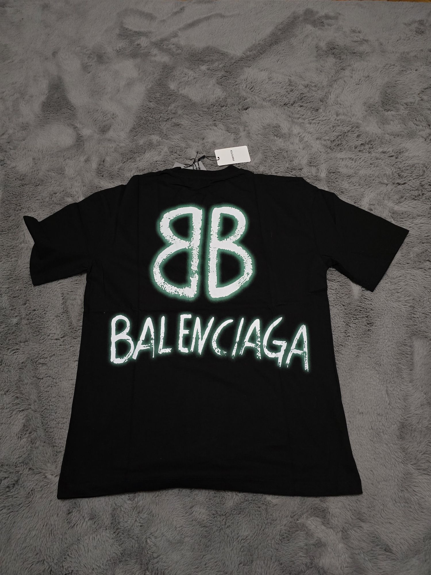 Tricou Balenciaga