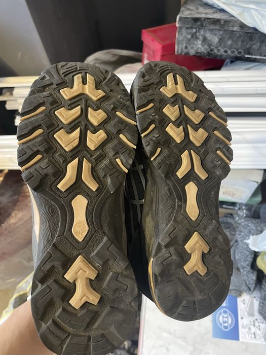 Водоустойчиви зимни обувки