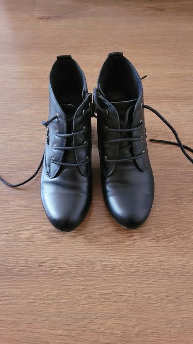 Дамски боти естествена кожа
Donna Ricco