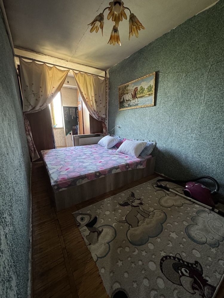 Продам квартиру свою 4/4/4 без посредников