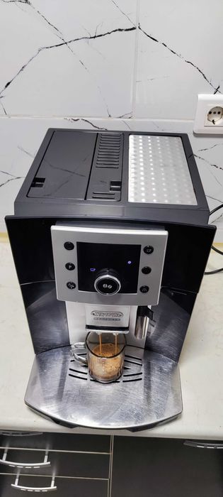 Espressor Automat DeLonghi Perfecta ESAM 5400 Aparat cu Cafea Boabe