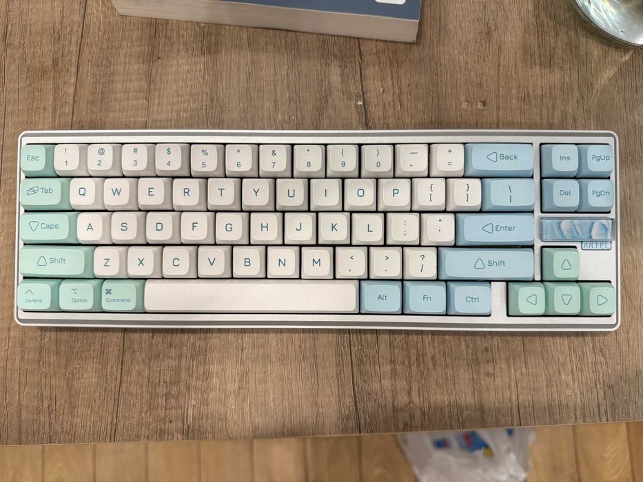 Клавиатура Varmilo Sword 68 Ariel