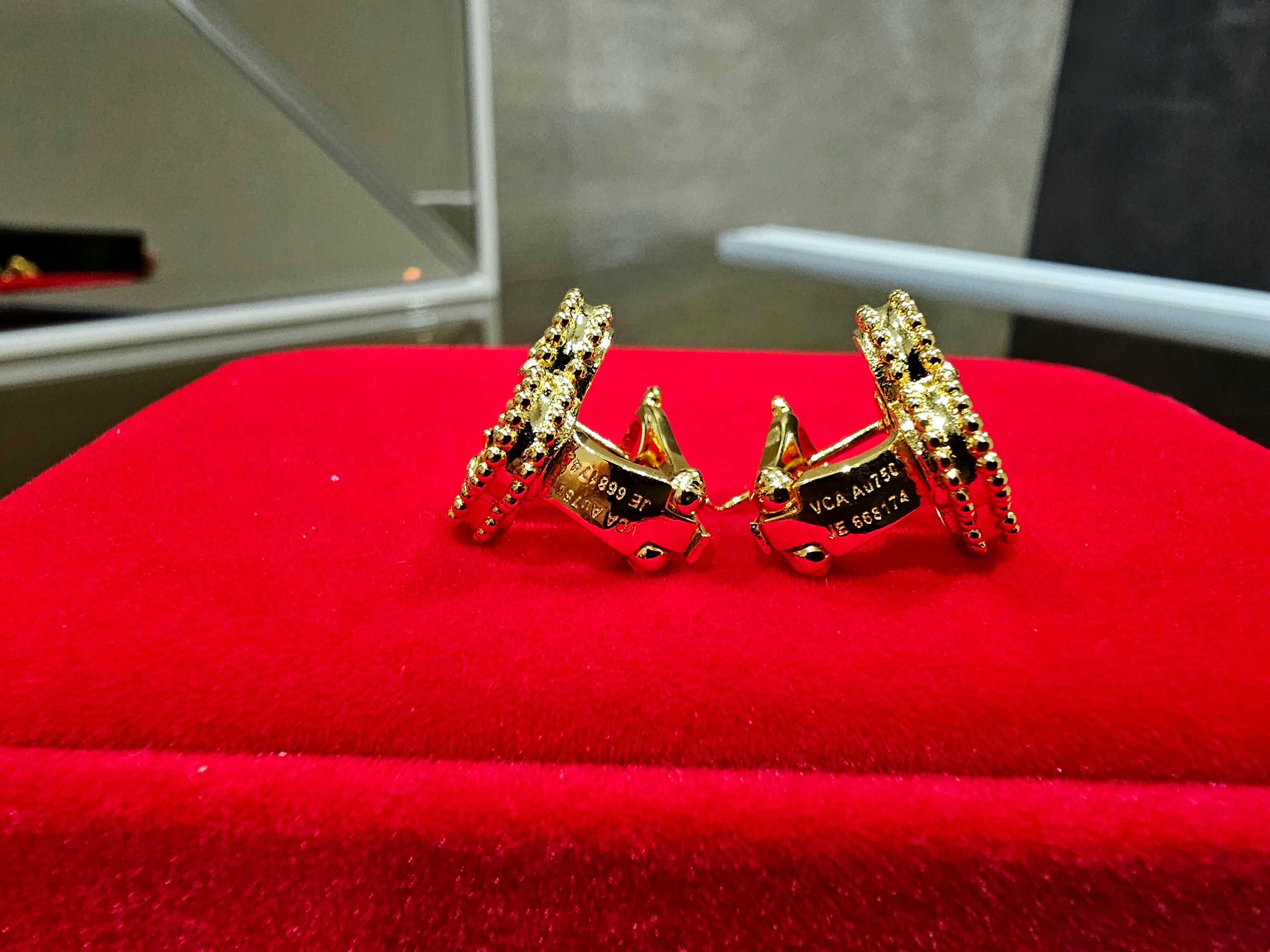 Van Cleef & Arpels VCA Gold Tiger Eye Alhambra Clips Дамски Обеци