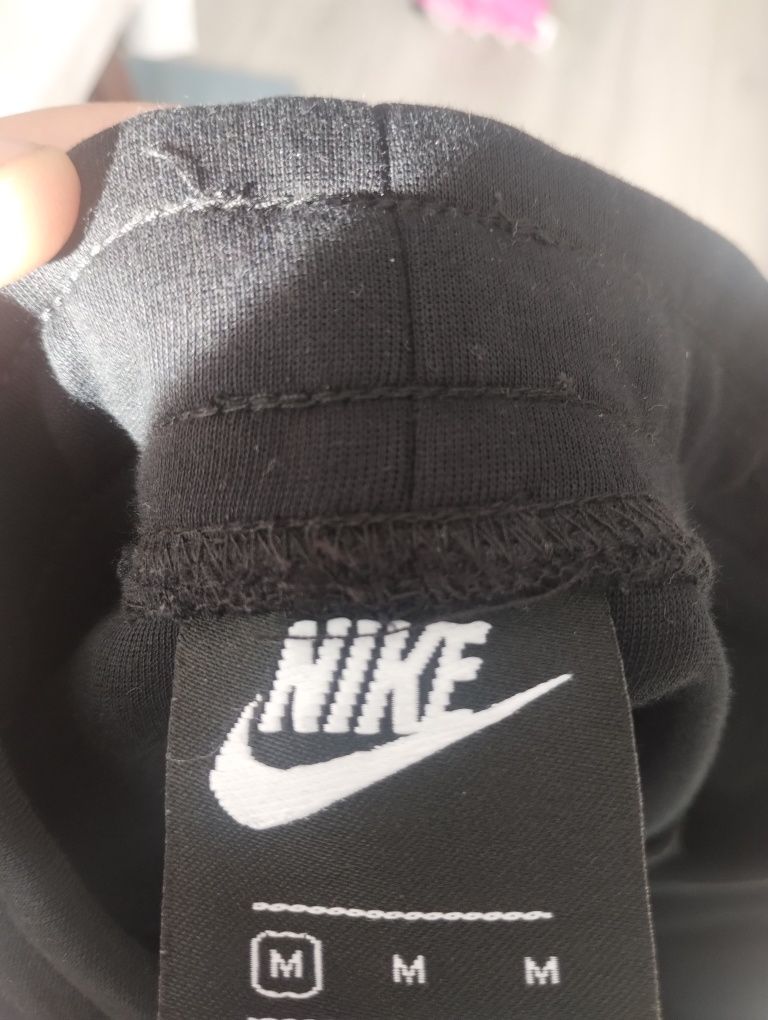 Pantaloni trening Nike noi cu eticheta