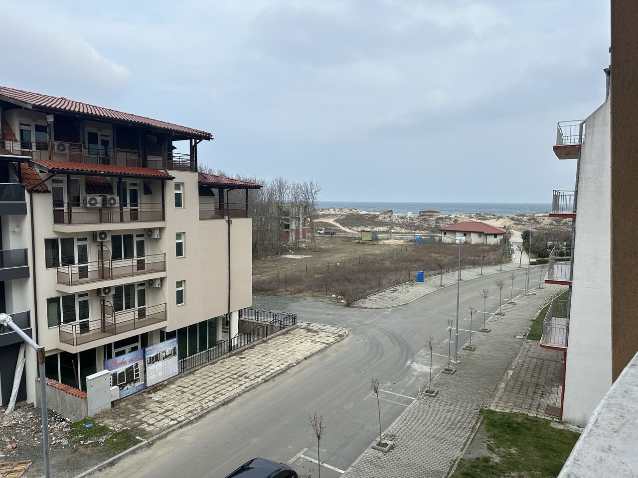 Дава се под наем Тристаен апартамент в Пловдив, Център - 92 кв.м за 102 € - Снимка #6