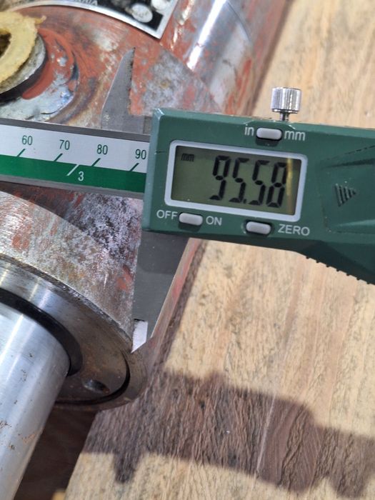 Хидравлични цилиндри