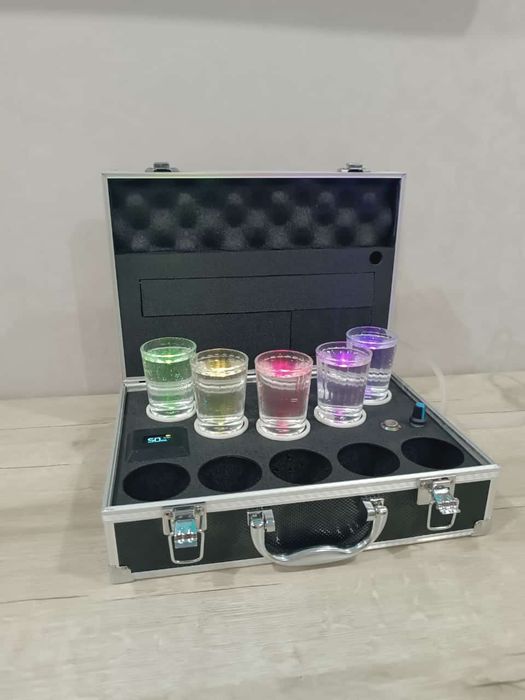 Автобармэн напитков