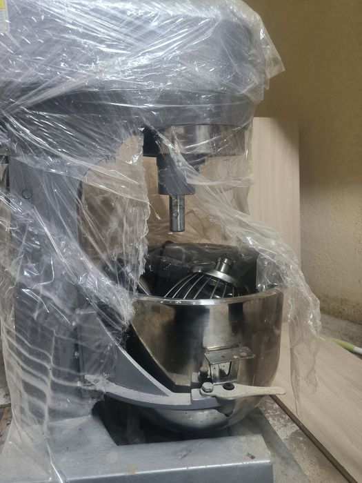 Промышленный миксер 10 литров