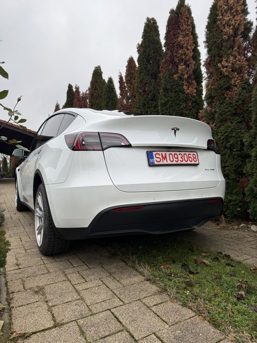 Tesla Model Y Tesla Model Y Long Range Dual Motor