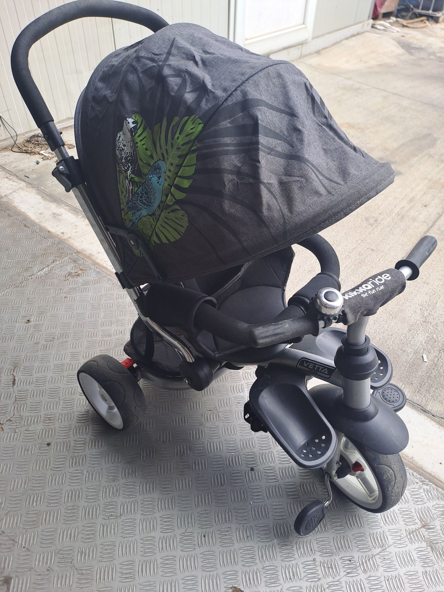 Детска количка триколка KIKKARIDE
