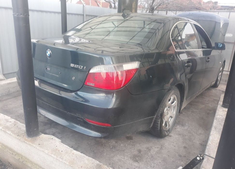 Dezmembrez componente bmw e60 2.0i motor 2.2 benzina 170 cp