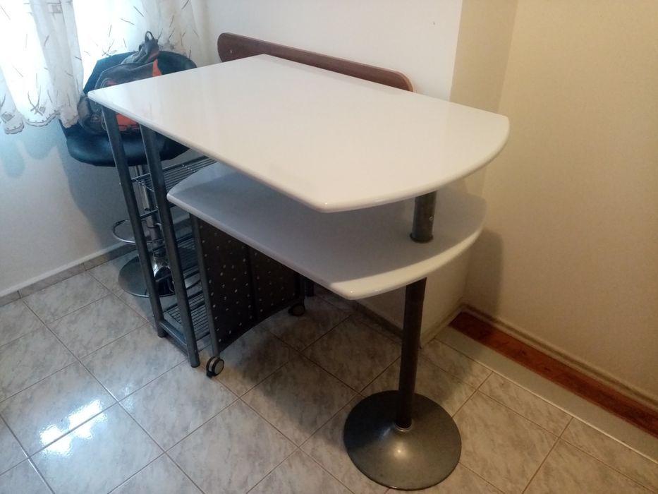 Бар Маса бяла помощна