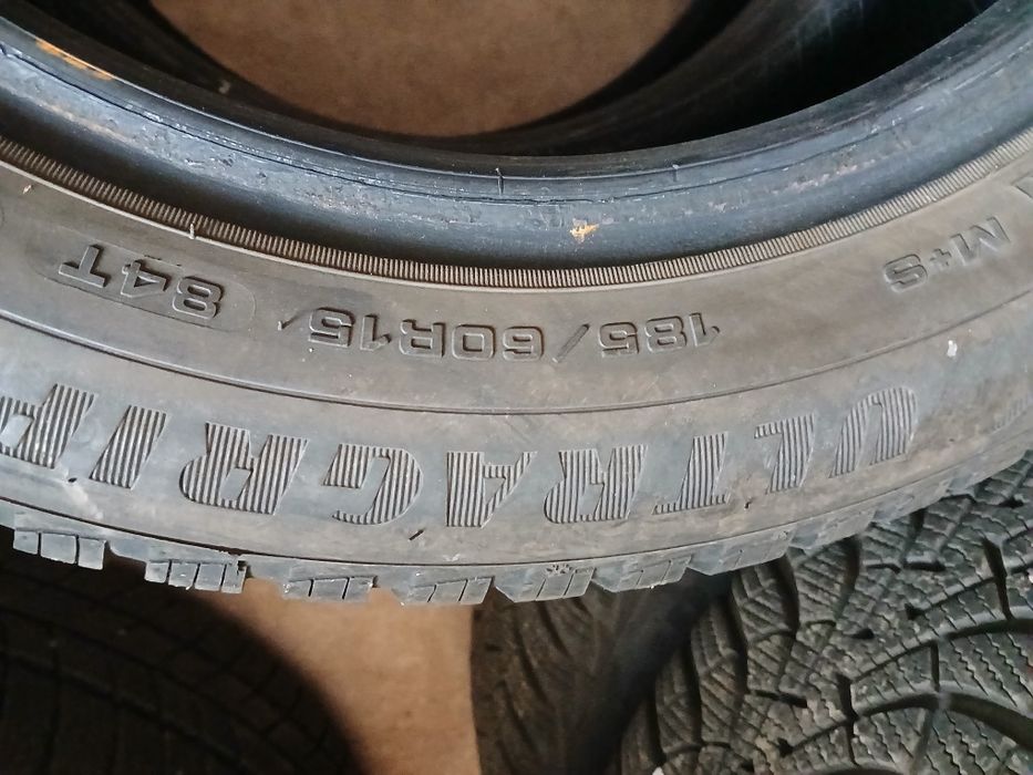 зимни гуми 15цола Continental 185/60/15-6.5мм-грайфер.2018-година