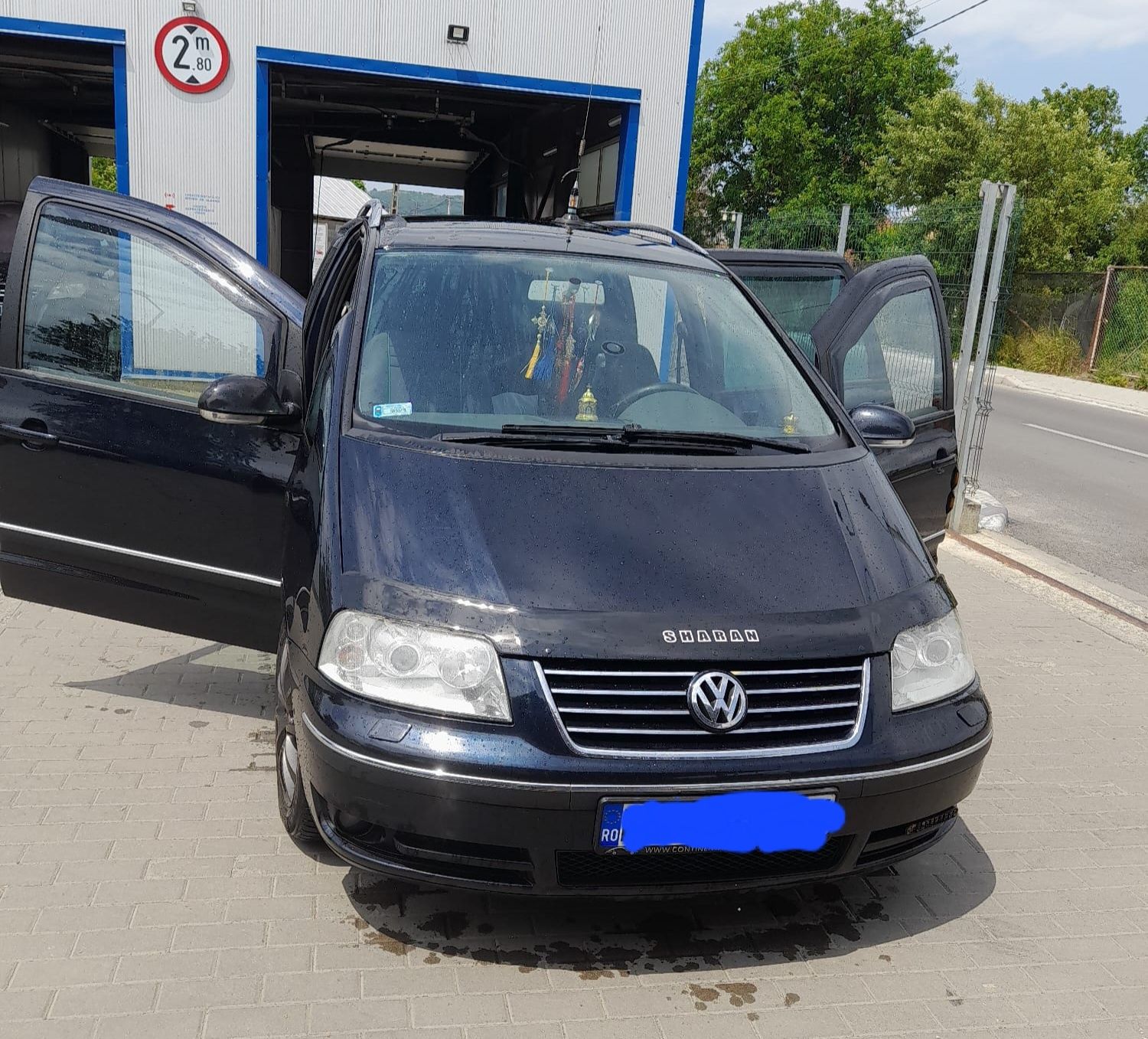 Vând Volkswagen Sharan